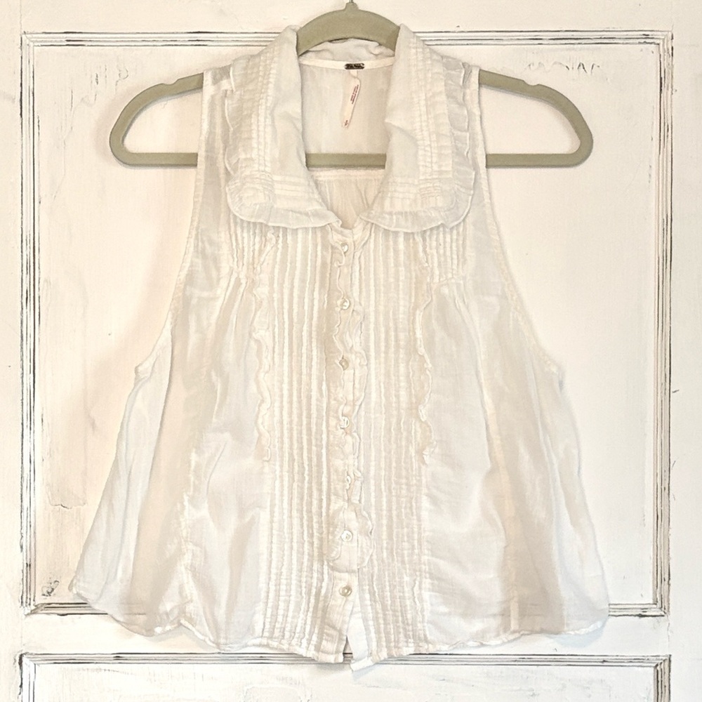 RARE Free People Florence Ruffle Collar Button Down Blouse Small